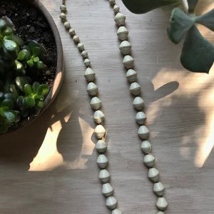31 Bits Neutral Bead Necklace